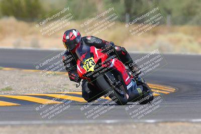 media/Oct-03-2022-Moto Forza (Mon) [[5f077a3730]]/Advanced Group/Session 3 (Turn 3)/